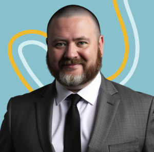 Chris Livengood headshot